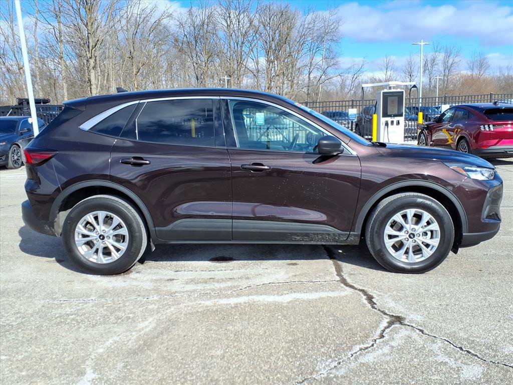 Certified 2023 Ford Escape Active image 6