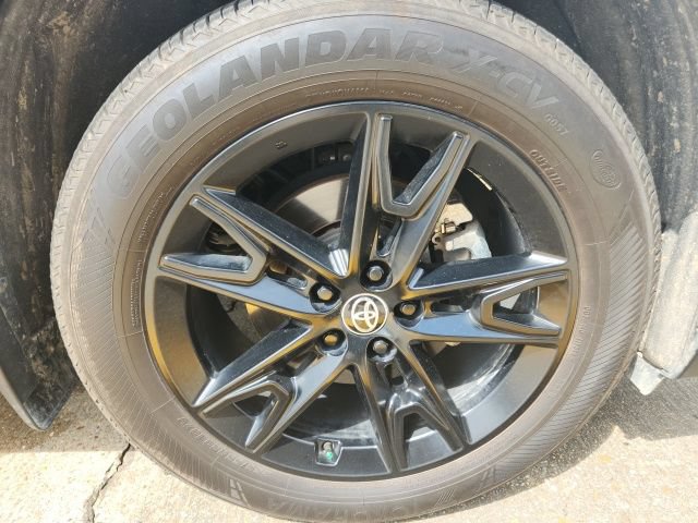 Used 2025 Toyota Grand Highlander FWD image 12