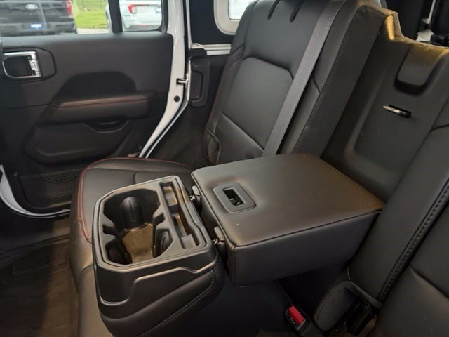 Used 2026 Jeep Wrangler Unlimited Rubicon AWD/4WD image 40
