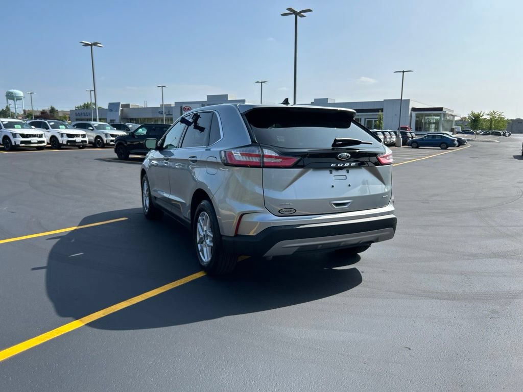 Certified 2024 Ford Edge SEL w/ Convenience Package AWD/4WD image 8