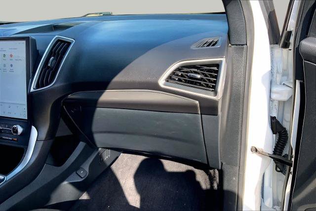 Certified 2024 Ford Edge ST-Line AWD/4WD image 18