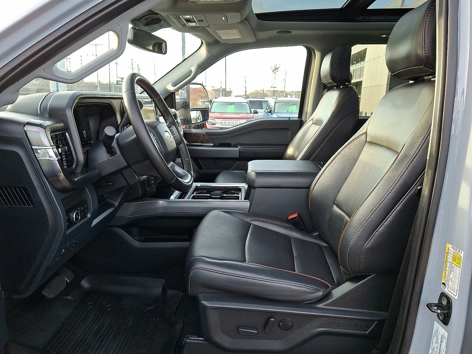 Certified 2025 Ford F350 Lariat w/ Lariat Ultimate Package image 13