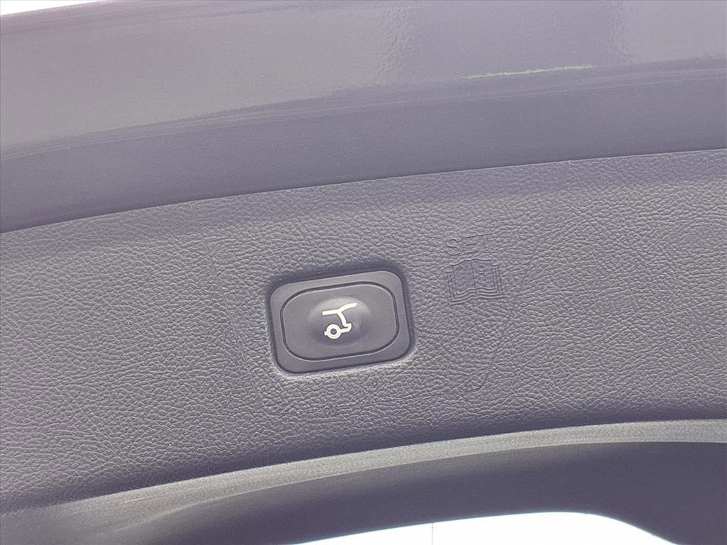 Certified 2022 Ford Edge SEL w/ Convenience Package image 25