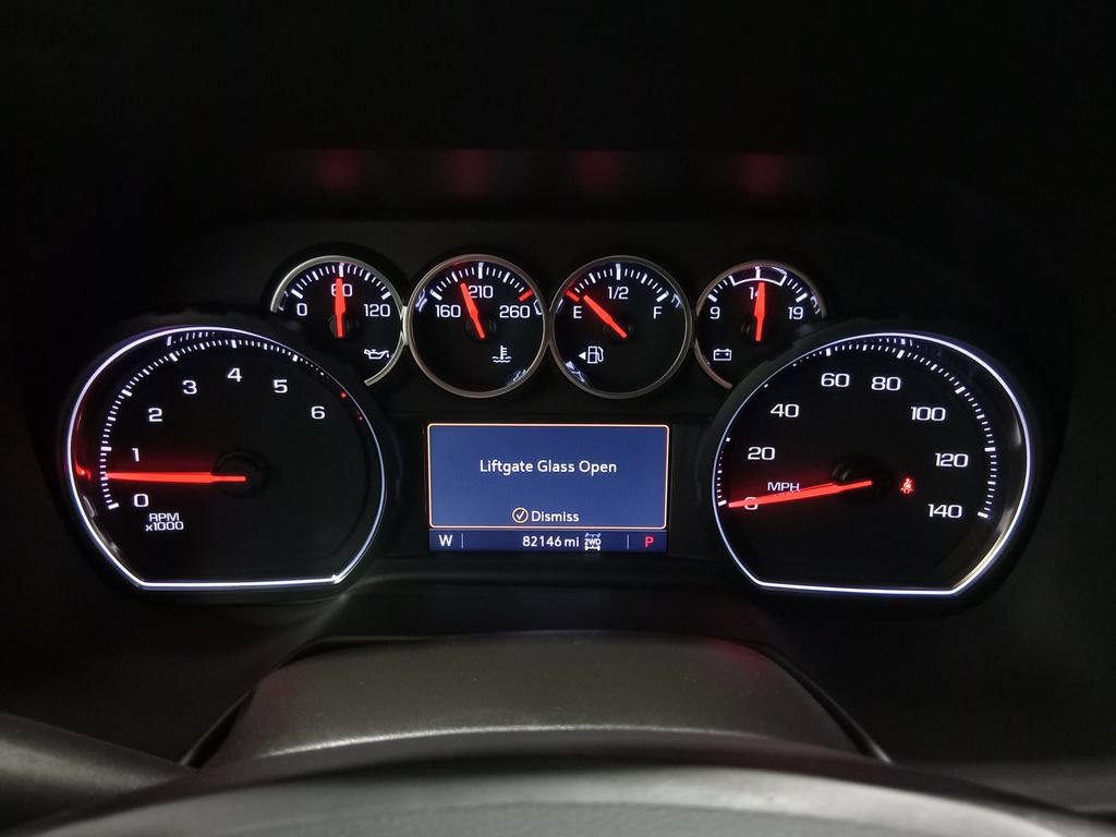 Used 2021 Chevrolet Suburban RST AWD/4WD image 18