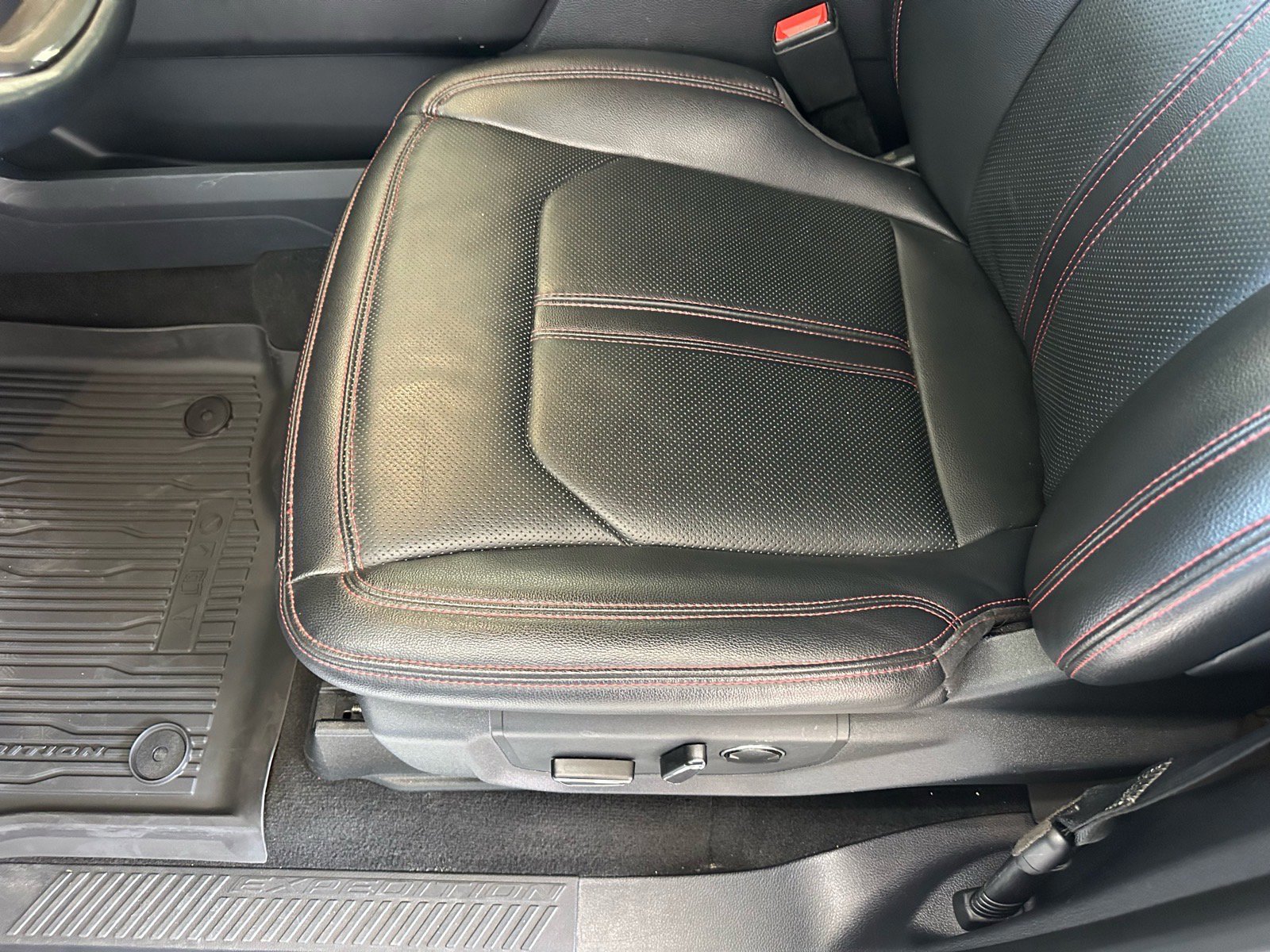 Certified 2023 Ford Expedition Max Limited image 24