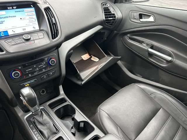 Certified 2018 Ford Escape SEL FWD image 32