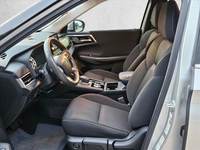 Used 2022 Mitsubishi Outlander ES FWD image 16