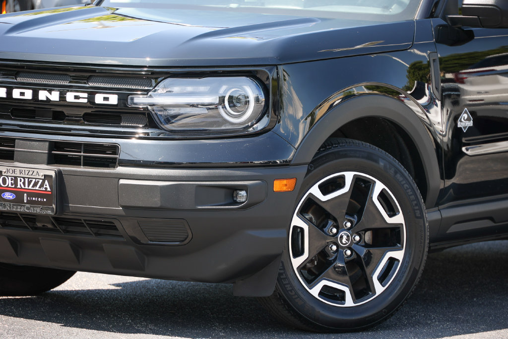 Certified 2023 Ford Bronco Sport Outer Banks AWD/4WD image 20