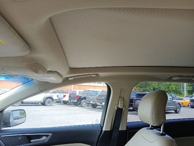 Certified 2019 Ford Edge SEL w/ Equipment Group 201A FWD image 15
