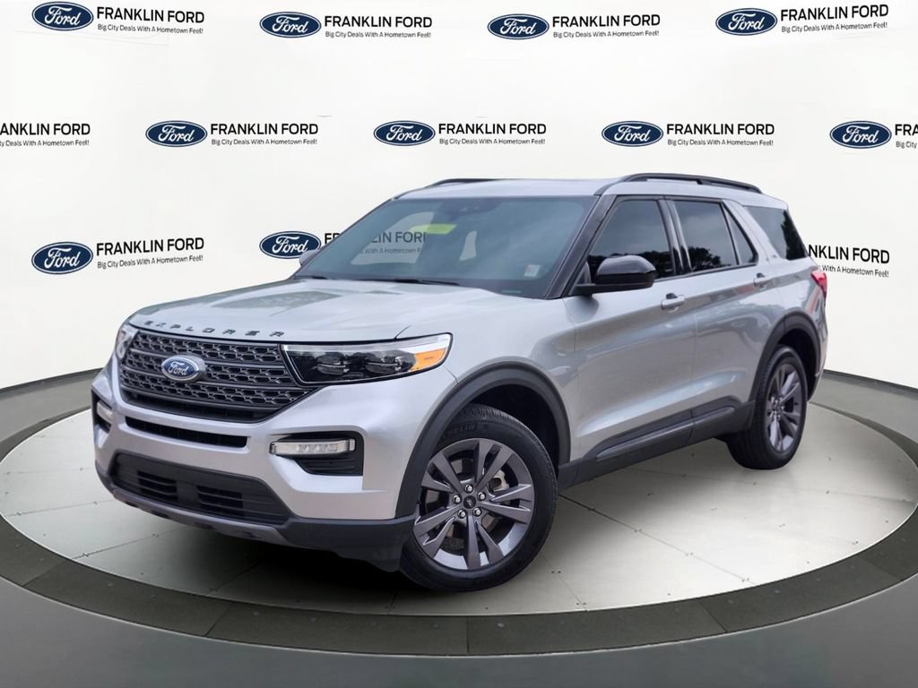 Certified 2023 Ford Explorer XLT w/ Equipment Group 202A