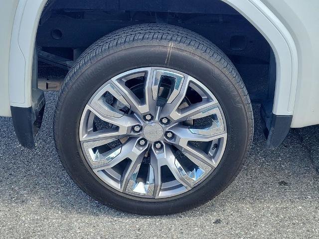 Used 2025 GMC Sierra 1500 Denali AWD/4WD image 7