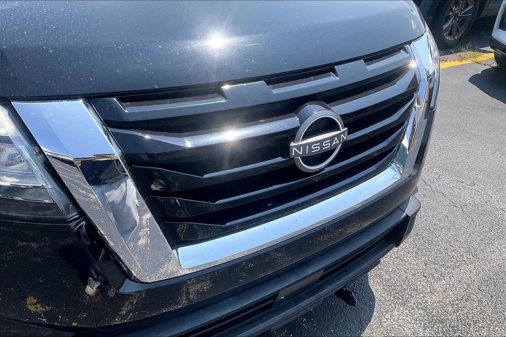 Used 2022 Nissan Pathfinder SV FWD image 31