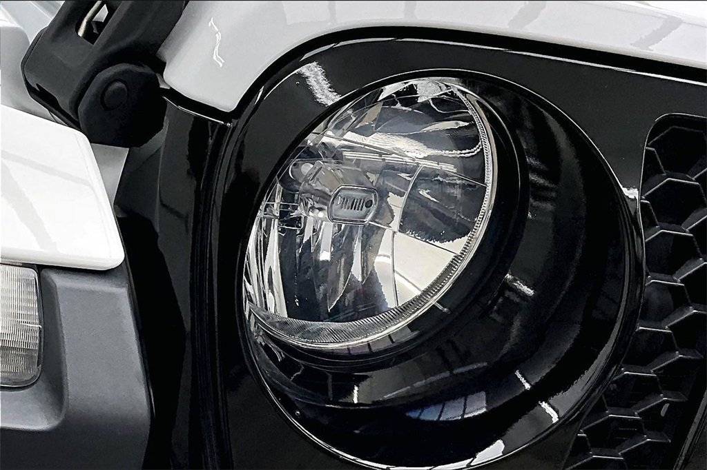 Used 2021 Jeep Gladiator Rubicon w/ Cold Weather Group image 30