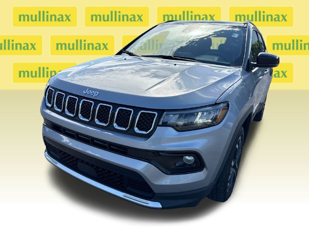 Used 2024 Jeep Compass Limited AWD/4WD image 10