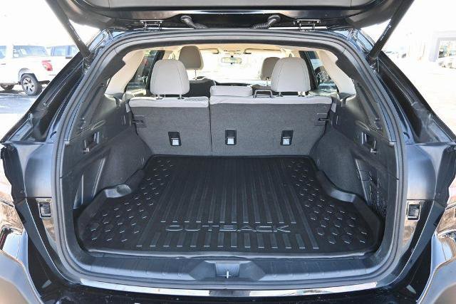 Used 2024 Subaru Outback Premium image 12