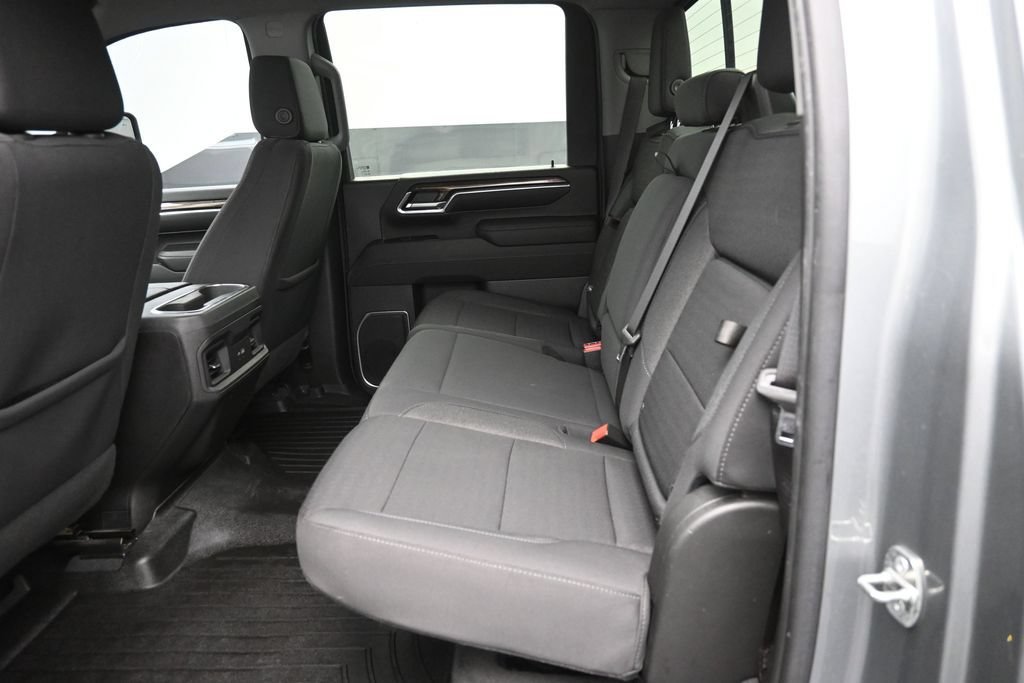 Used 2024 Chevrolet Silverado 2500 LT w/ All Star Edition AWD/4WD image 7