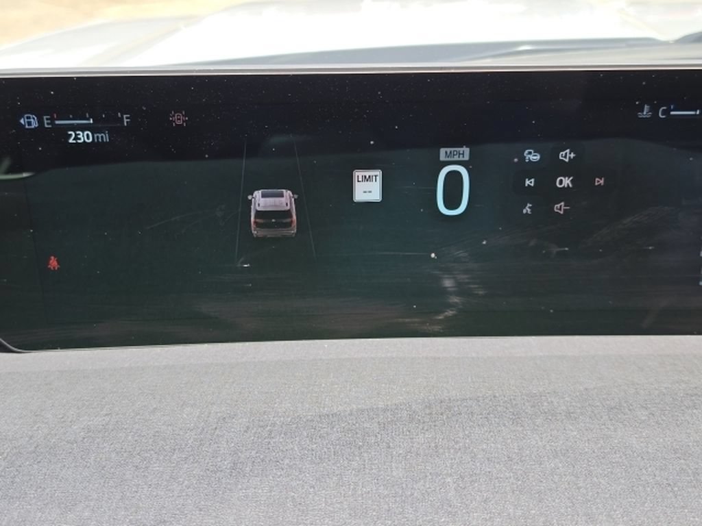 Certified 2025 Ford Expedition Active RWD image 22