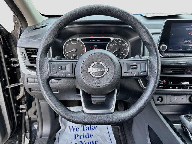 Used 2024 Nissan Rogue SV AWD/4WD image 11
