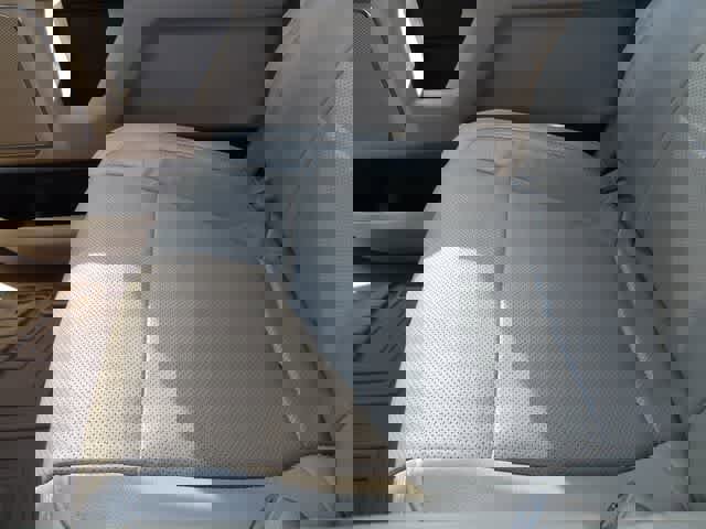 Certified 2017 Ford F150 Lariat w/ Trailer Tow Package image 18