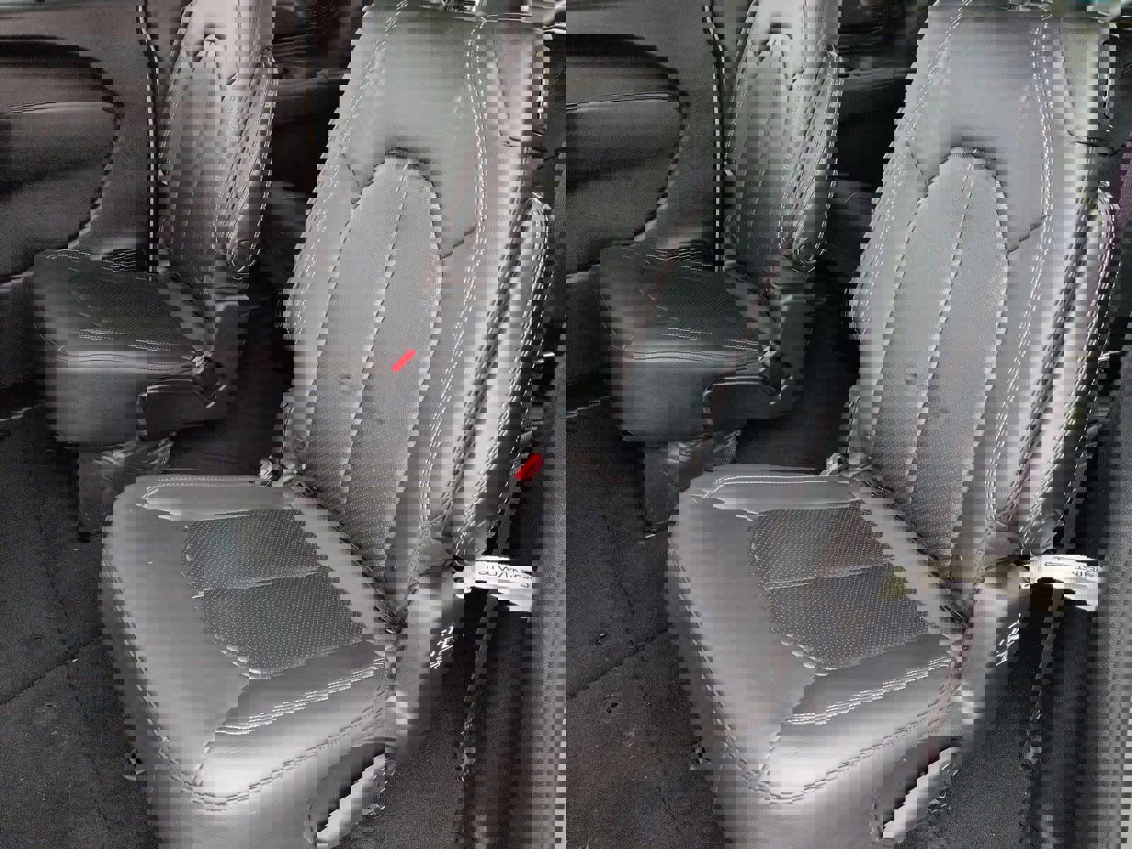 Used 2020 Chrysler Pacifica Touring-L Plus w/ Advanced Safetytec Group image 20