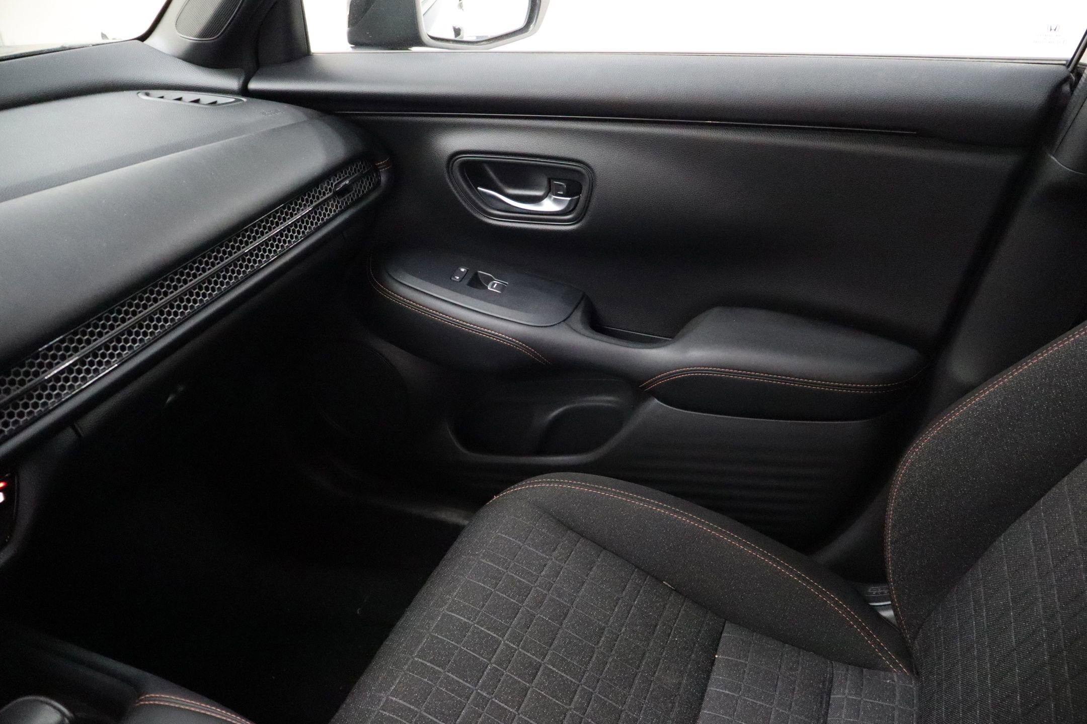 Used 2023 Honda HR-V Sport image 21