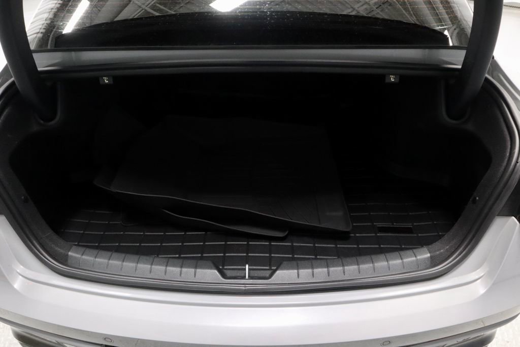 Used 2025 Kia K5 GT-Line w/ GT-Line Premium Package FWD image 15