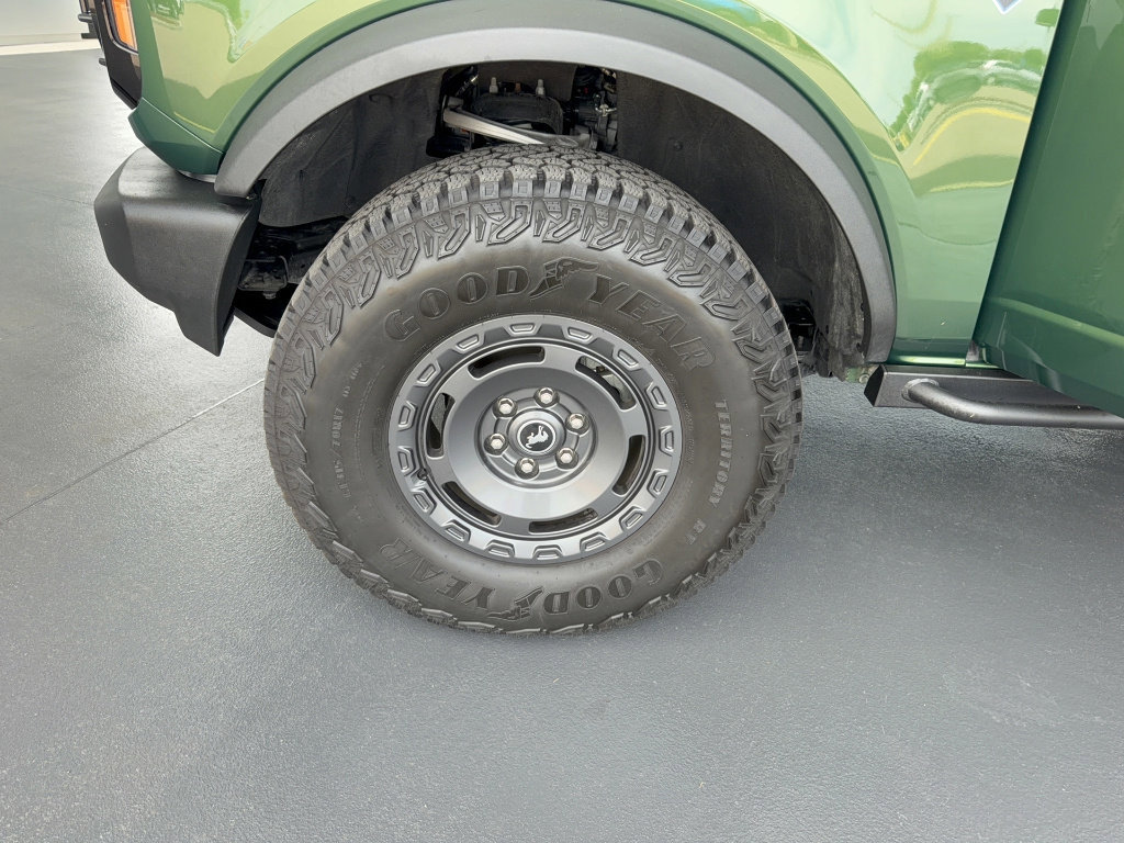 Certified 2025 Ford Bronco Outer Banks w/ Sasquatch Package image 35