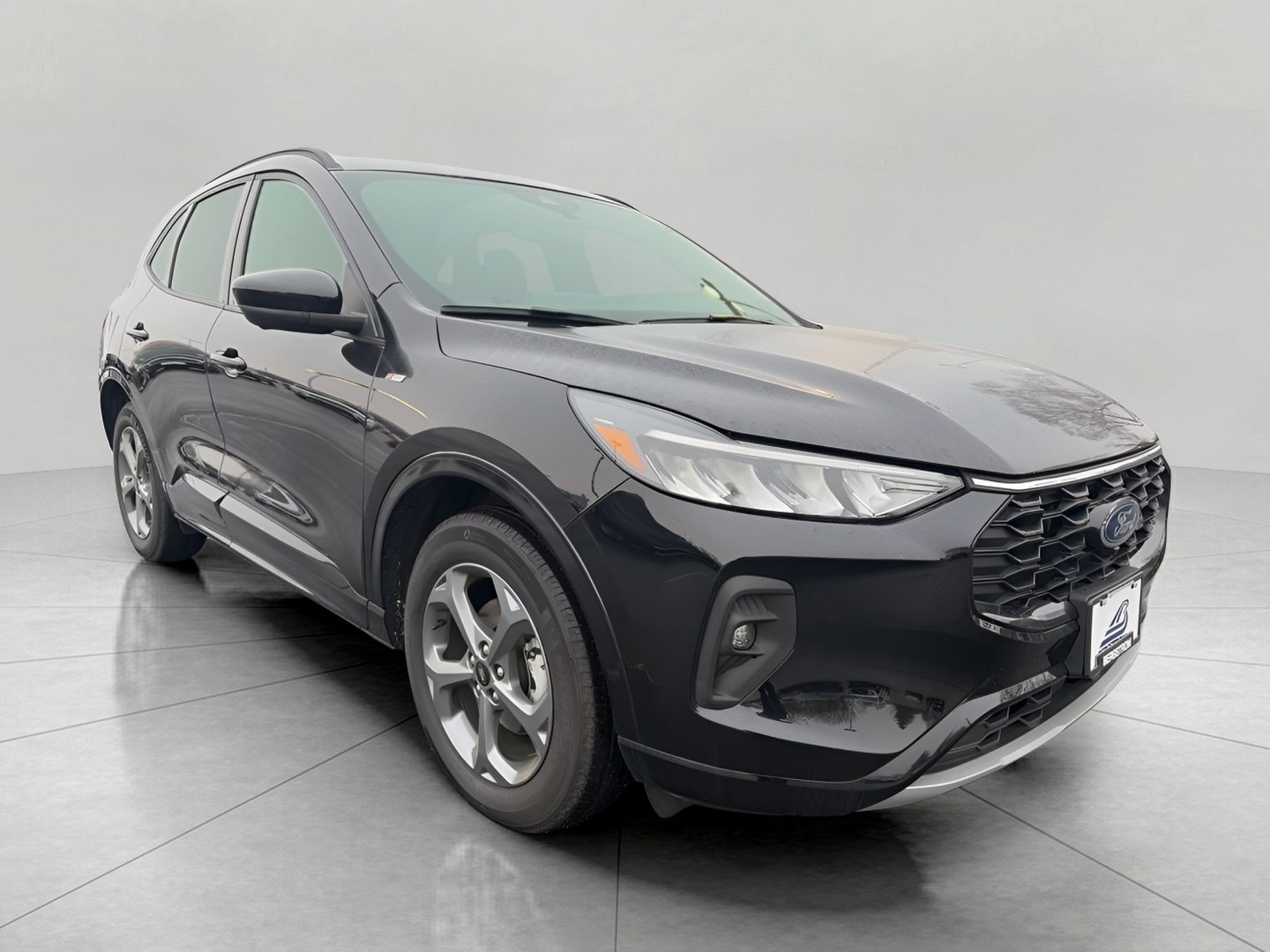 Certified 2023 Ford Escape ST-Line Select w/ Tech Pack #2 image 1