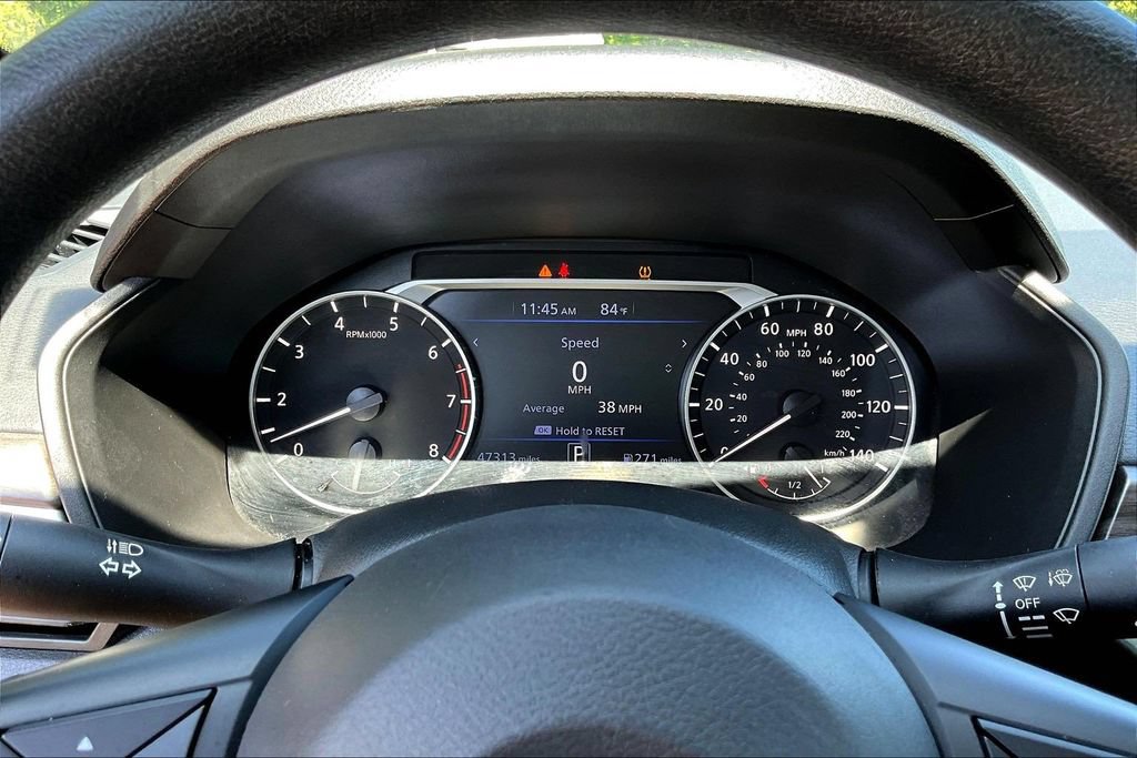 Used 2025 Nissan Altima 2.5 SV FWD image 15