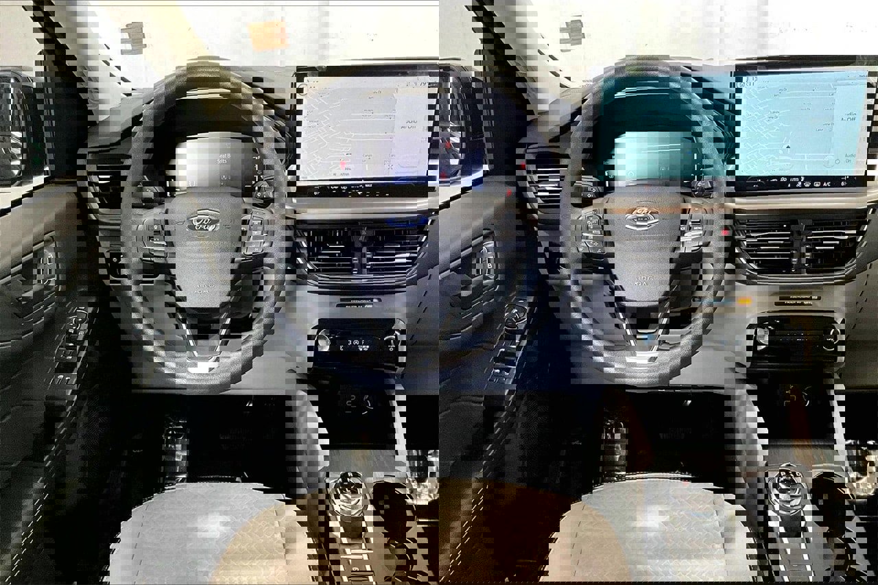 Certified 2025 Ford Escape Active w/ Tech Pack #1 image 4