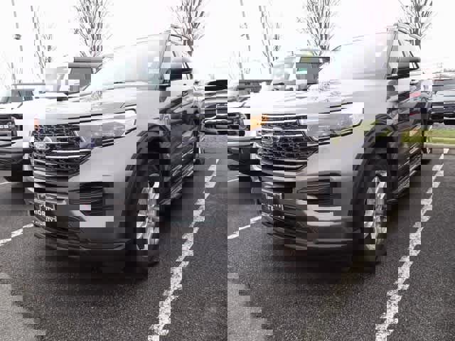 Certified 2022 Ford Explorer XLT w/ Class IV Trailer Tow Package image 1