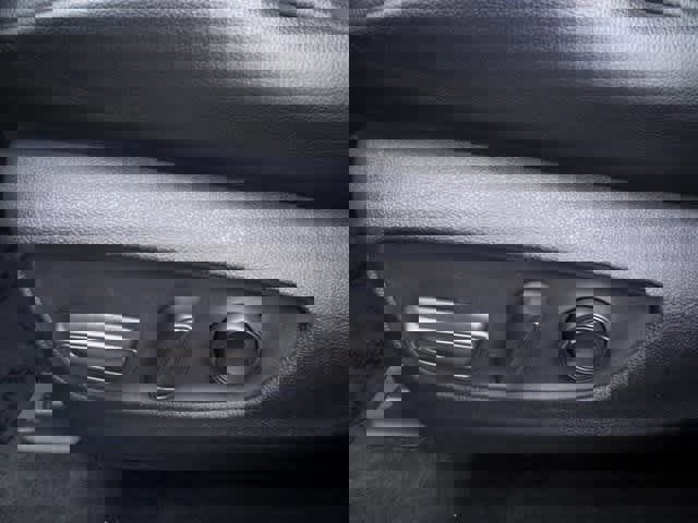 Used 2022 Toyota Highlander XLE image 7