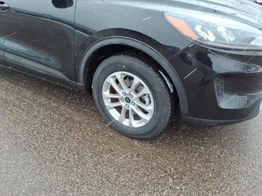 Certified 2022 Ford Escape SE image 8