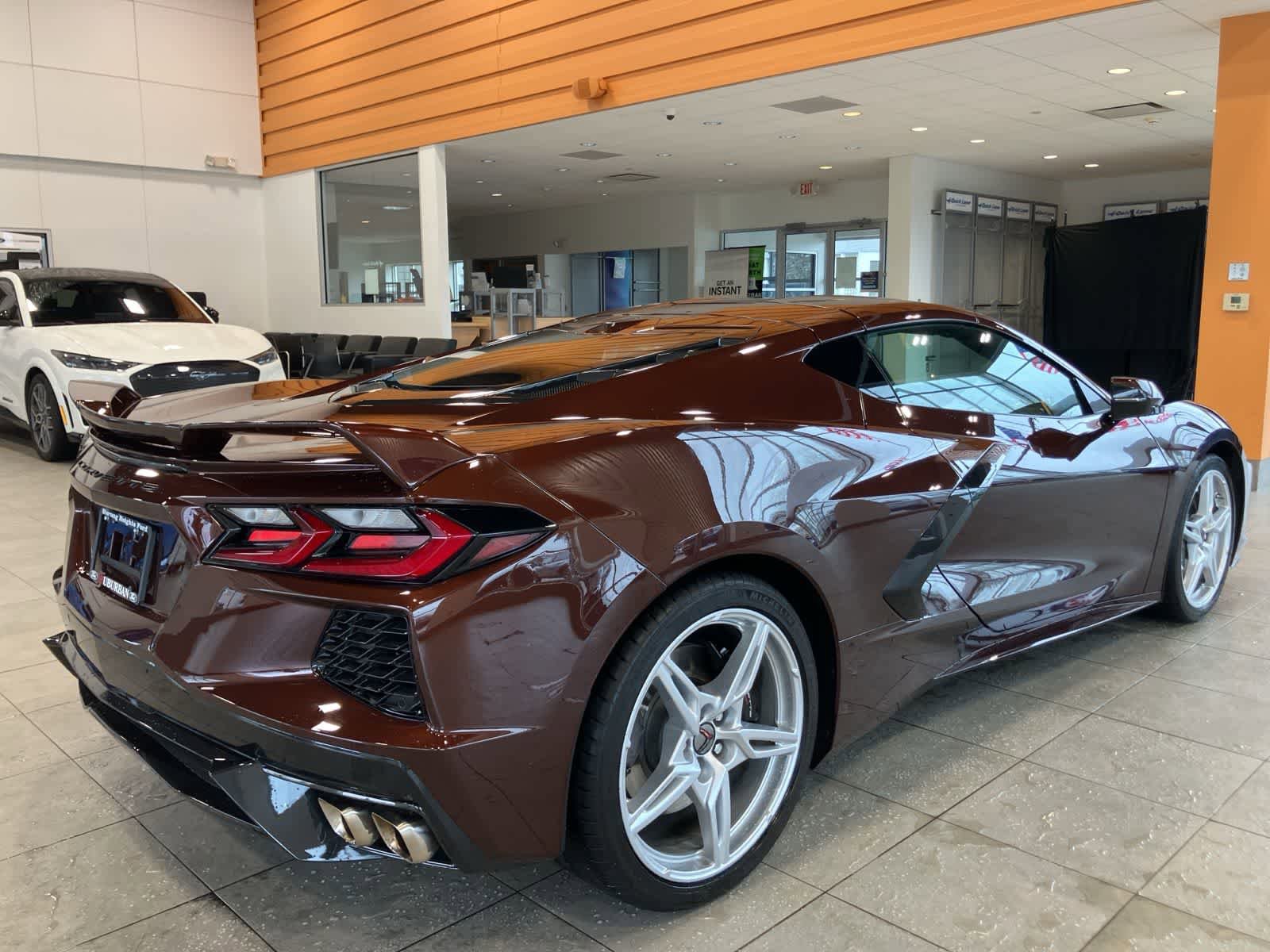 Used 2023 Chevrolet Corvette Stingray Preferred Cpe w/ Z51 Performance Package RWD image 5