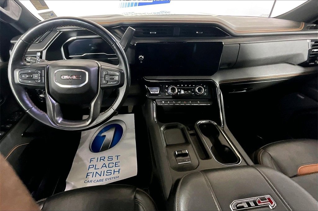 Used 2024 GMC Sierra 2500 AT4 w/ AT4 Premium Plus Package image 11