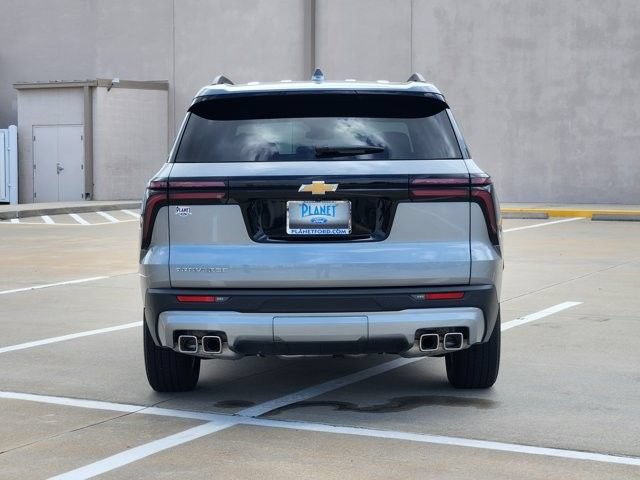 Used 2026 Chevrolet Traverse LT FWD image 6