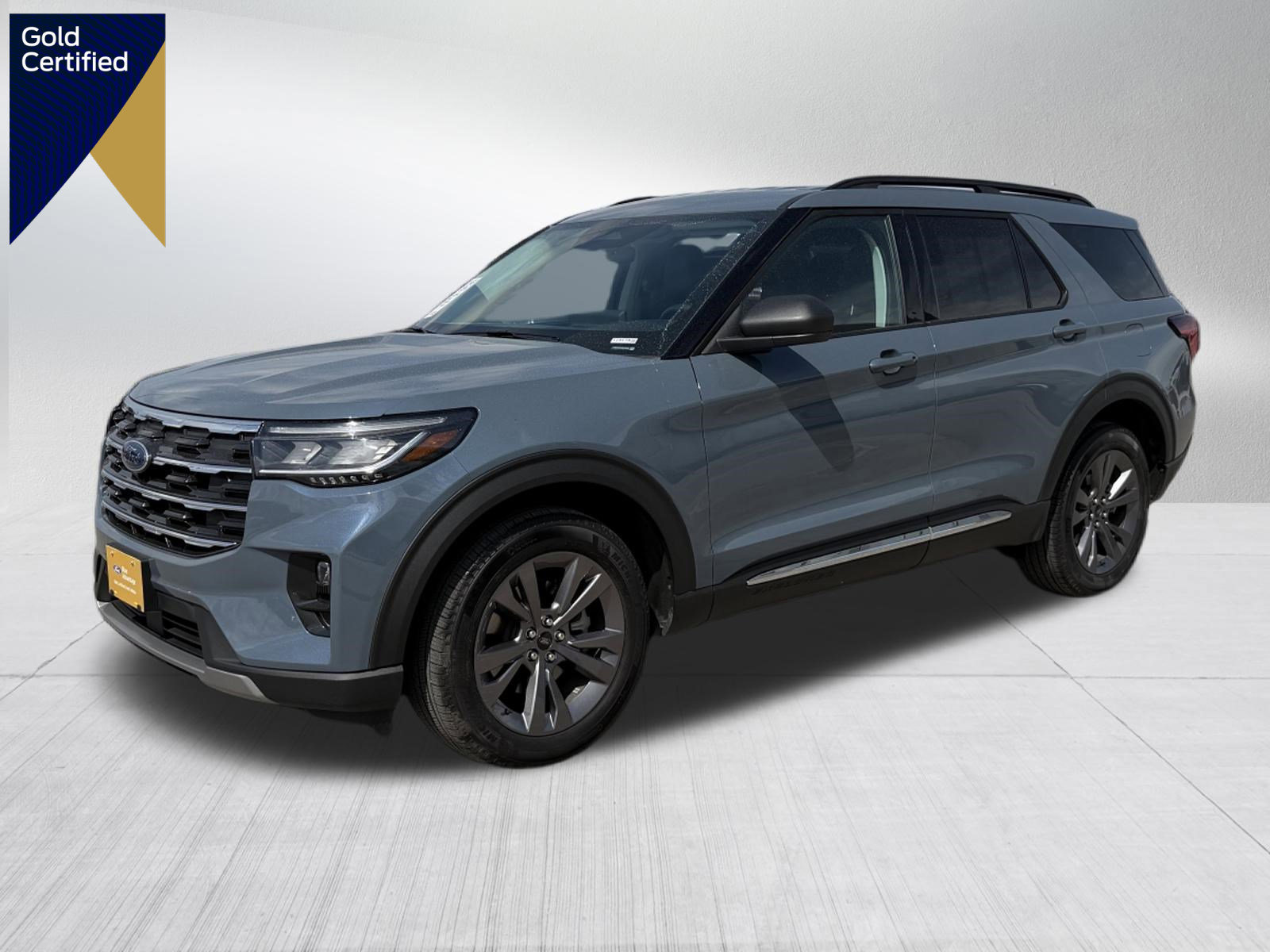 Certified 2025 Ford Explorer Active w/ Active Comfort Package AWD/4WD image 1