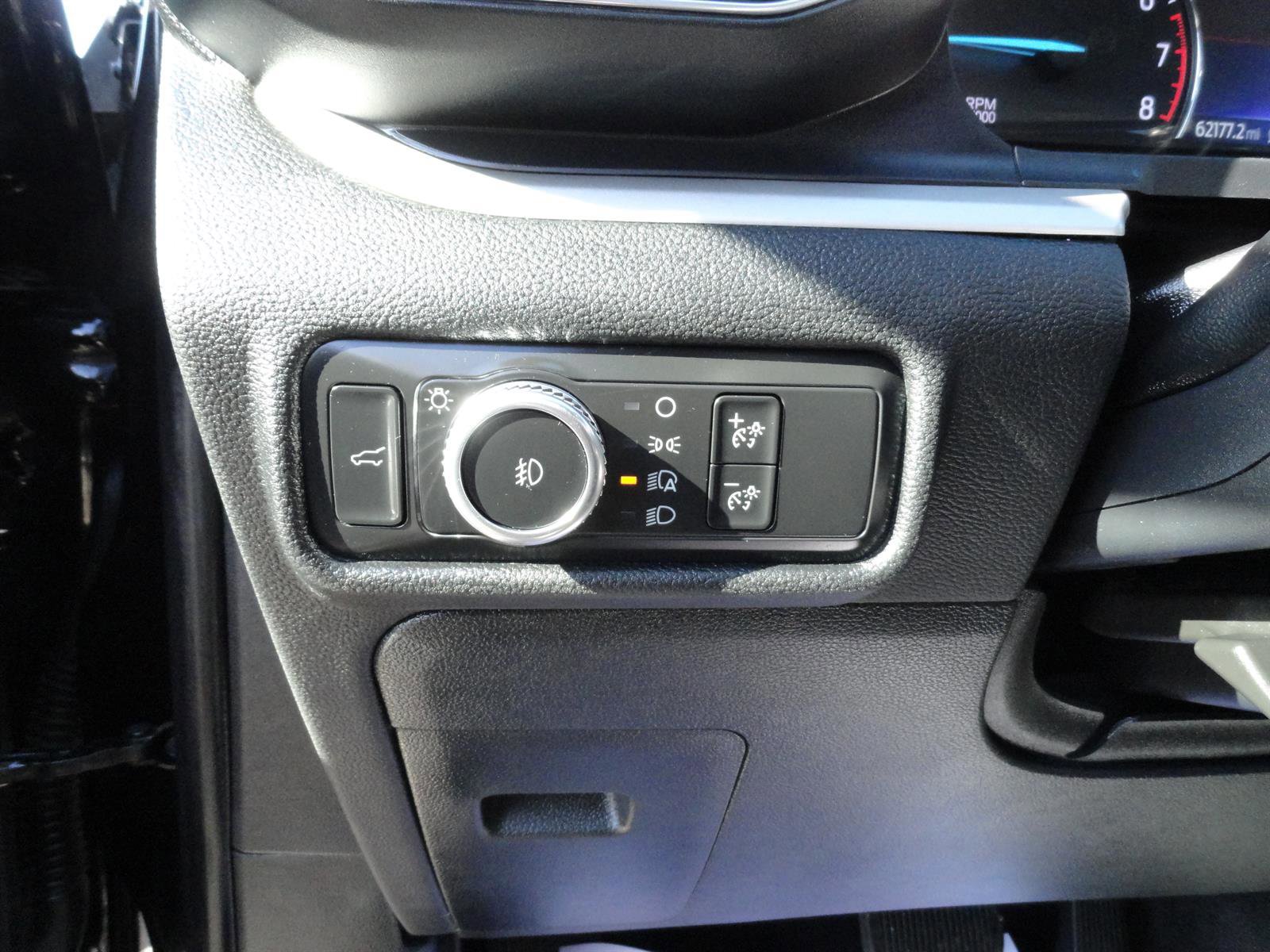 Certified 2020 Ford Explorer XLT w/ Equipment Group 202A image 11