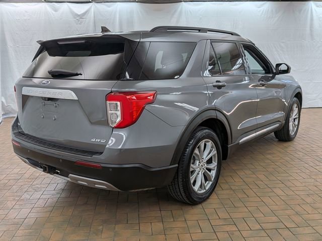 Certified 2021 Ford Explorer XLT w/ Equipment Group 202A image 5