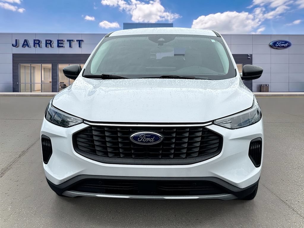 Certified 2024 Ford Escape Active w/ Tech Pack #1 FWD image 2