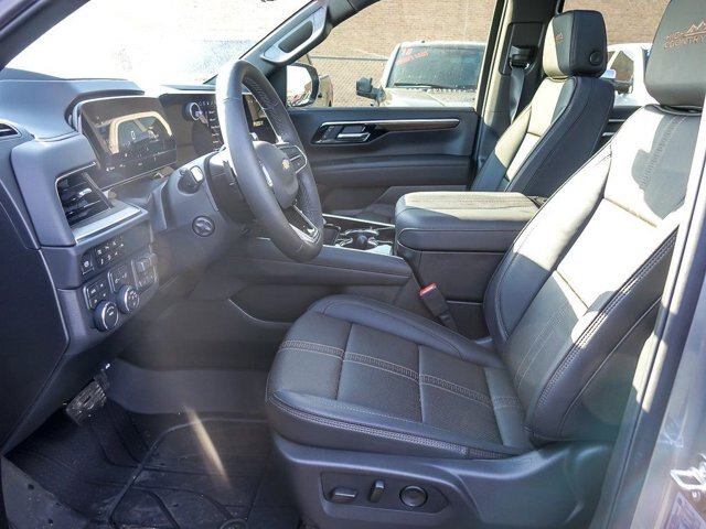 Used 2026 Chevrolet Tahoe High Country w/ Sun And Tow Package AWD/4WD image 11