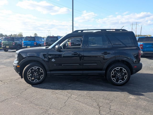 Certified 2025 Ford Bronco Sport Outer Banks w/ Outer Banks Tech Package+ image 2