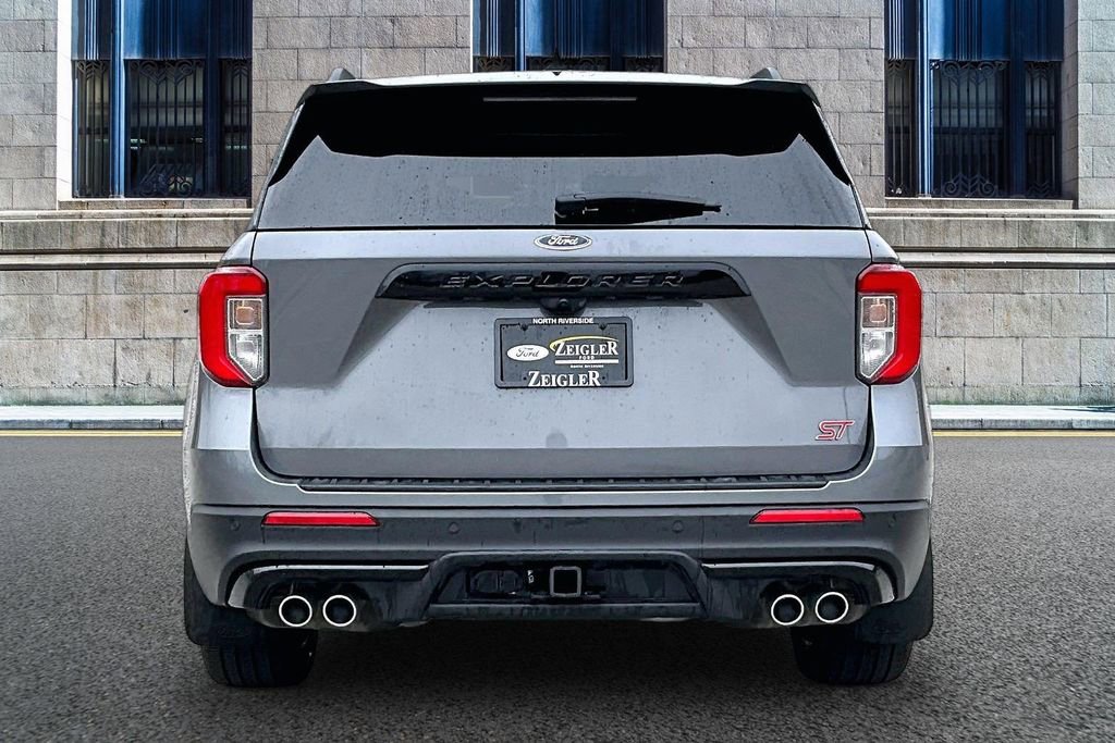 Certified 2024 Ford Explorer ST w/ Equipment Group 401A image 4