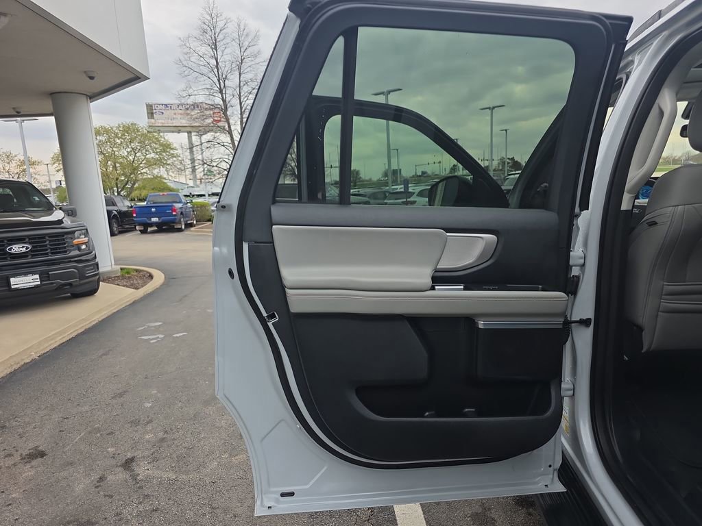 Certified 2025 Ford Expedition Max Active AWD/4WD image 41