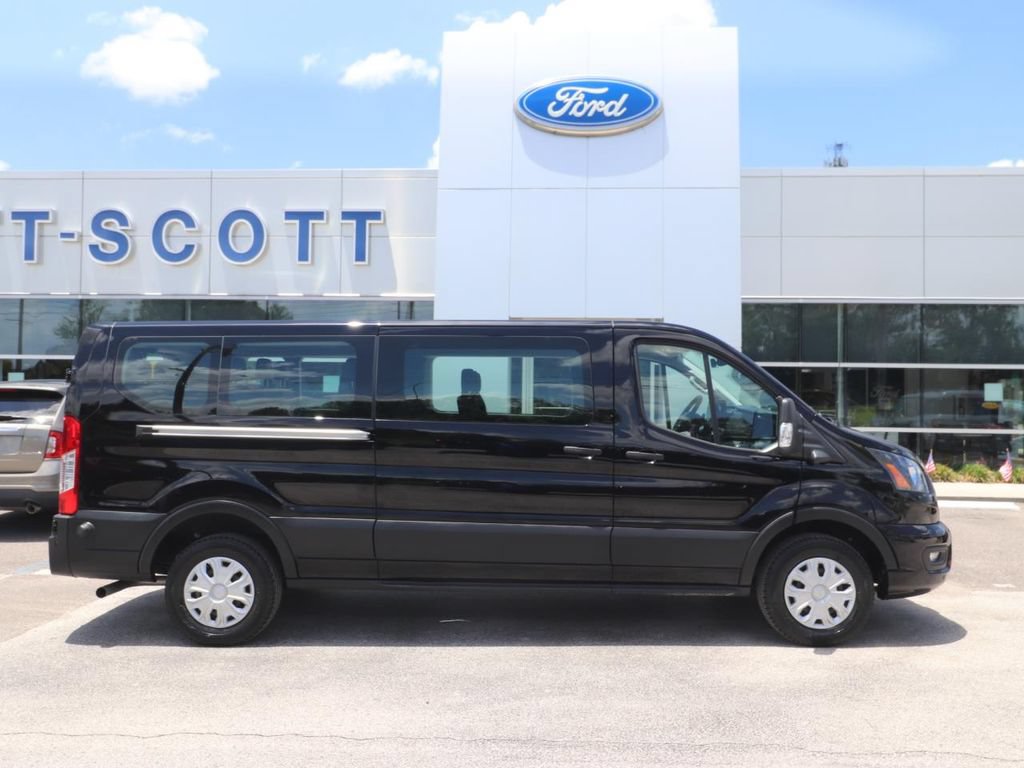 Certified 2024 Ford Transit 350 XLT RWD image 17
