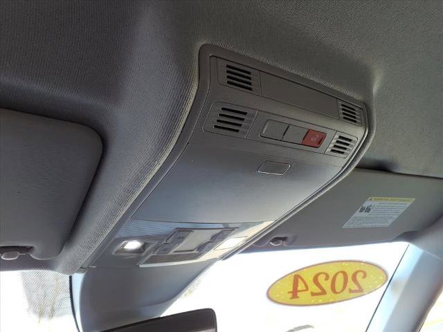 Used 2024 Volkswagen Tiguan S image 23