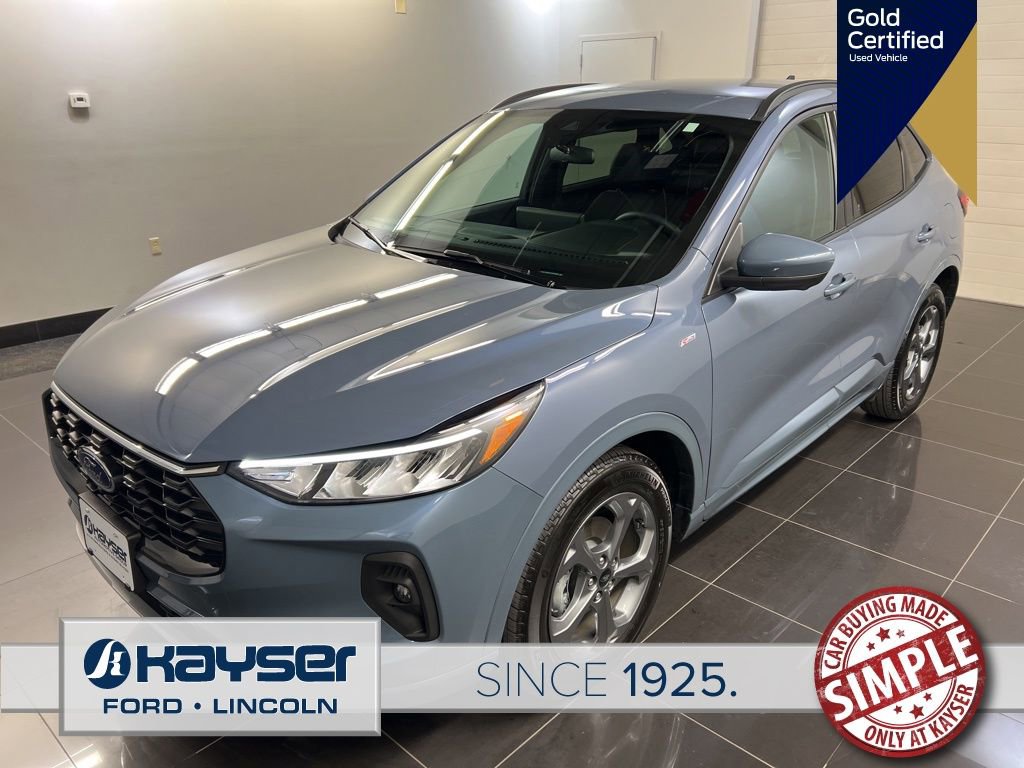 Certified 2023 Ford Escape ST-Line Select w/ Tech Pack #2 AWD/4WD image 3