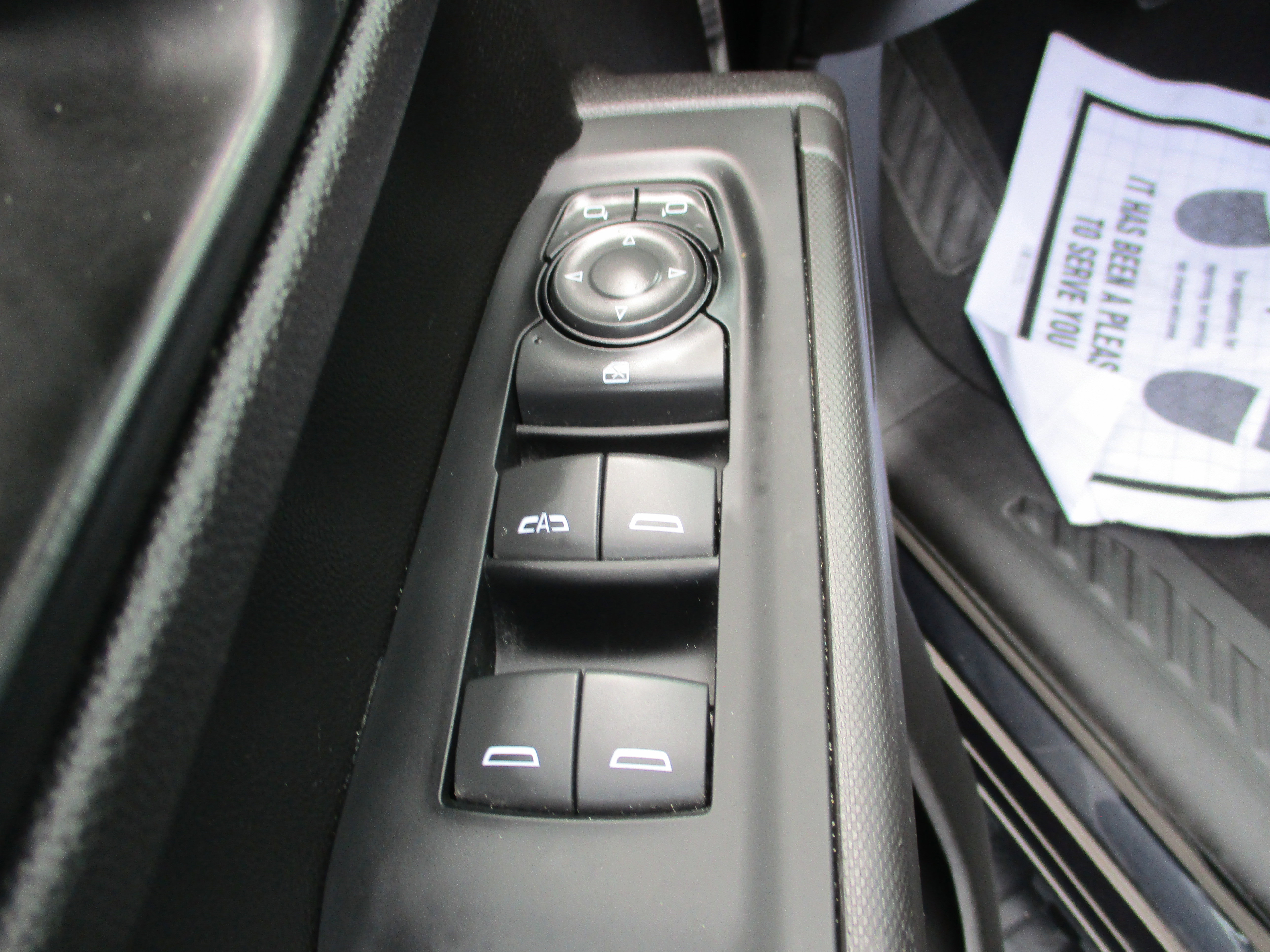 Used 2023 Chevrolet Silverado 1500 Custom image 10