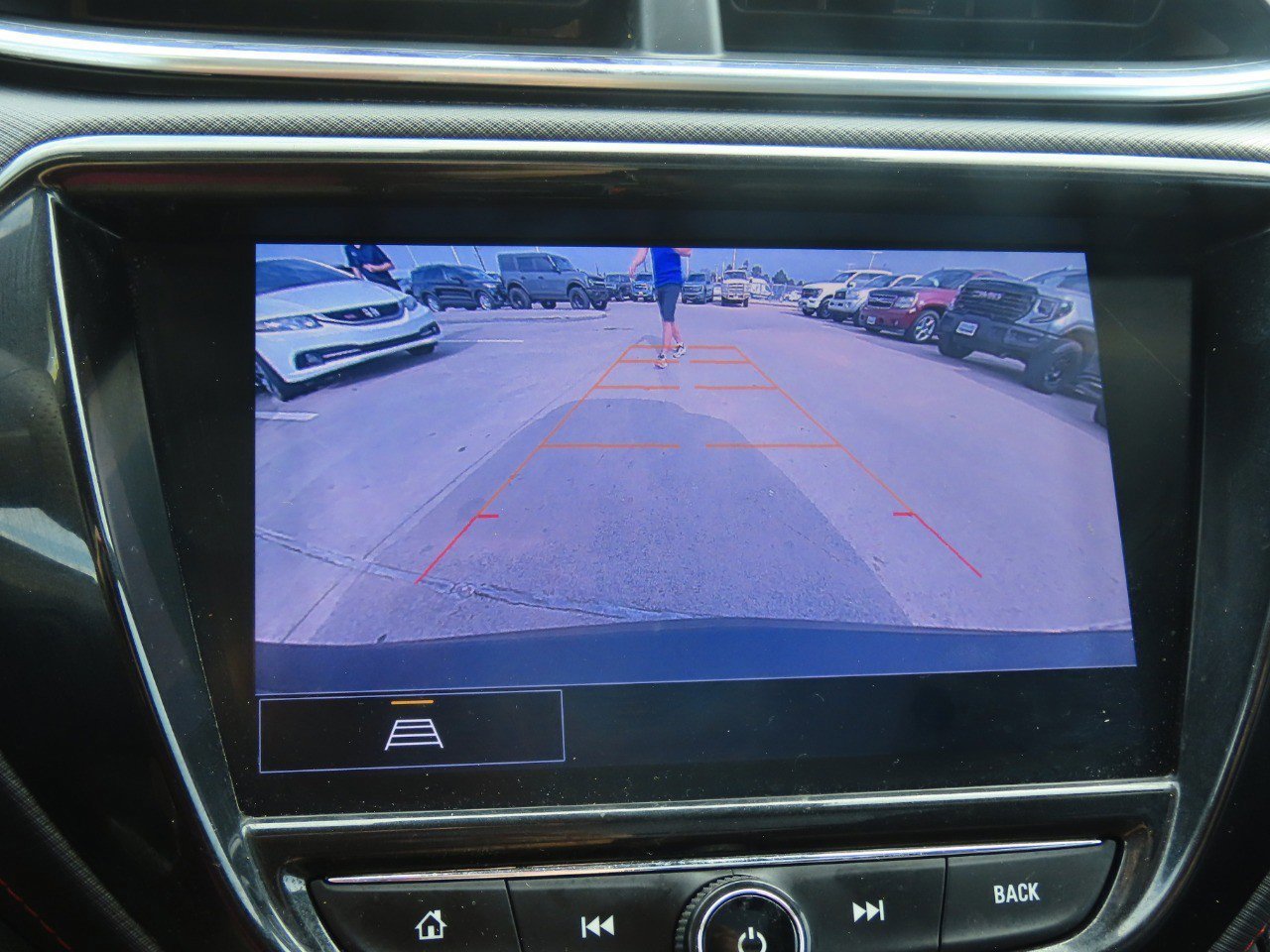 Used 2022 Chevrolet TrailBlazer RS w/ Sun and Liftgate Package image 28