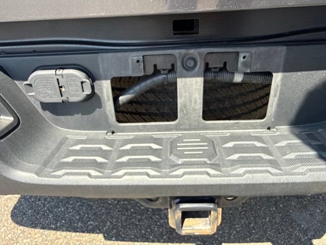 Used 2021 Toyota Tacoma TRD Sport w/ Technology Package AWD/4WD image 43